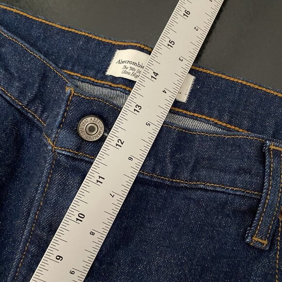 Abercrombie & Fitch 90’s Straight Ultra High Rise Jeans 33 / 16 Short Dark Wash - Picture 10 of 11